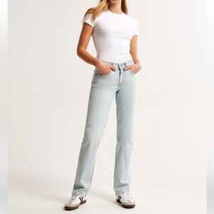 Abercrombie Curve Love Low Rise 90s Straight Jeans NWT